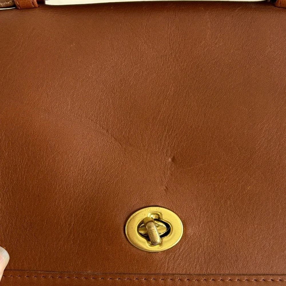 Coach Vintage Brown‎ Leather 9870 Court Crossbody Bag